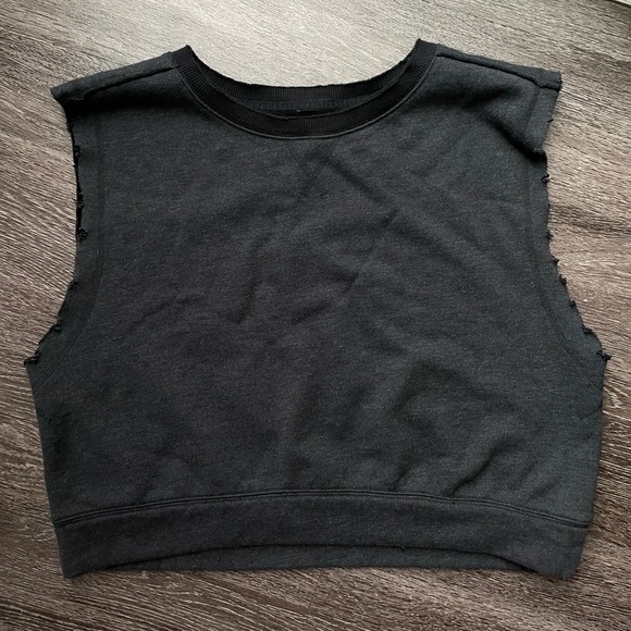 FP Movement by Free People Tops - FP Movement Free People Active Crop Sleeveless Sweater Tank Grey Black Sz M